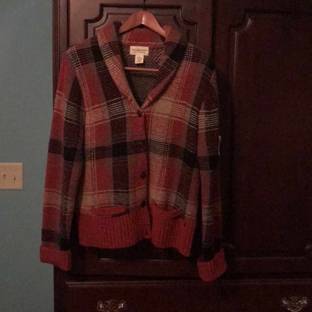 Cardigan sweater